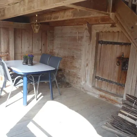 Hébergement de vacances Bauern-spycher By Interhome *